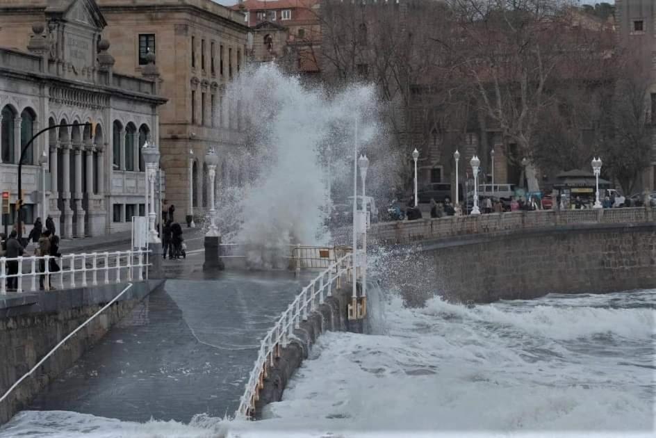 فندق Albor II خيخون المظهر الخارجي الصورة